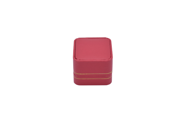 BAGUE_ROUGE_1-removebg-preview